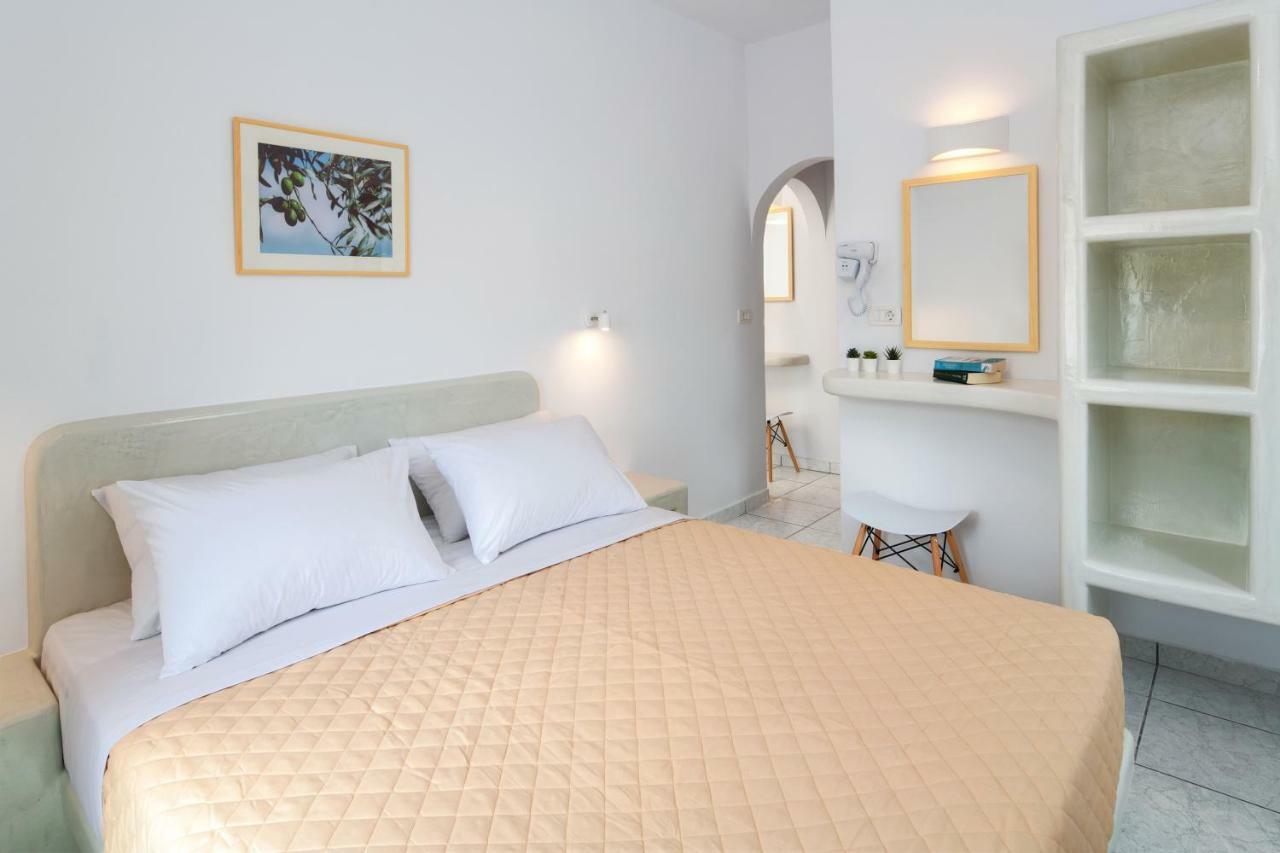 סנטוריני Olive Tree Suites מראה חיצוני תמונה